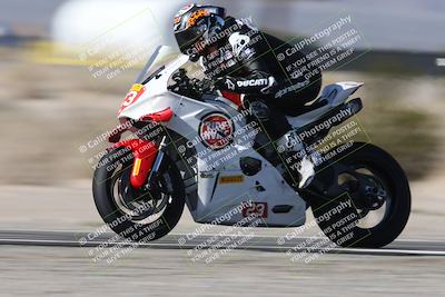media/Dec-01-2025-Moto Forza (Mon) [[2daa91e15f]]/1-Advanced Group/Session 3 Turn 3 Exit Bump Pans/